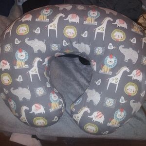 infant feeding pillow